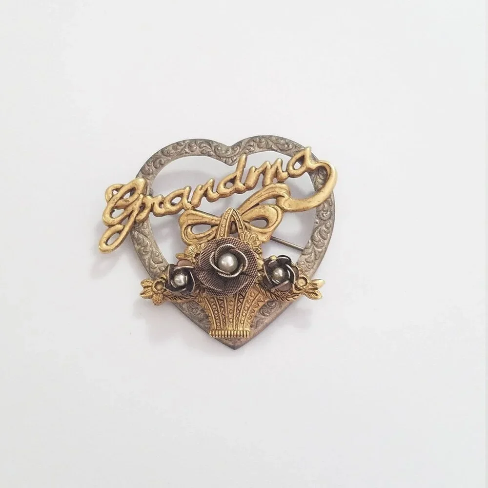 Vintage Grandma brooch ribbon basket‎ of flowers silver gold tone orient